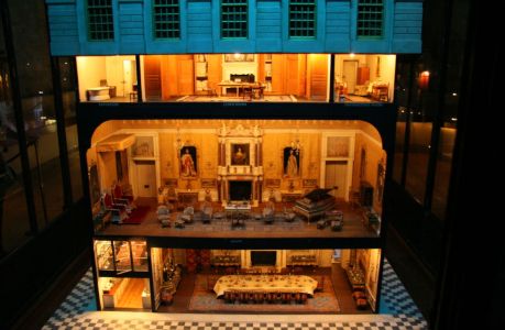 Queen Mary's Dolls 'House